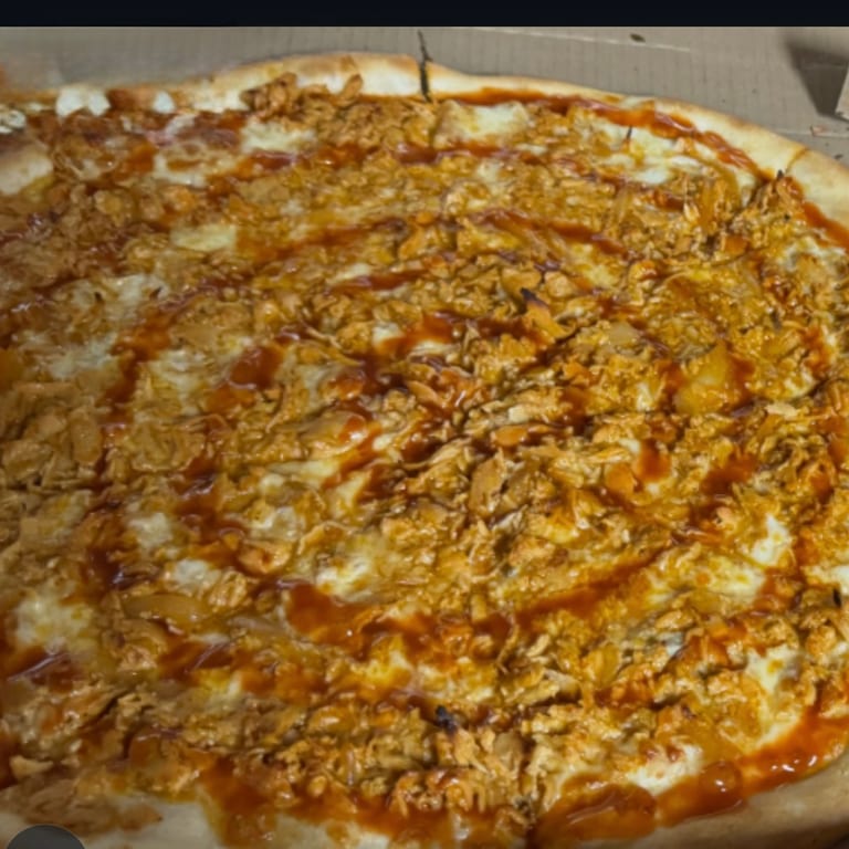 Buffalo Chicken Pizza Delight
